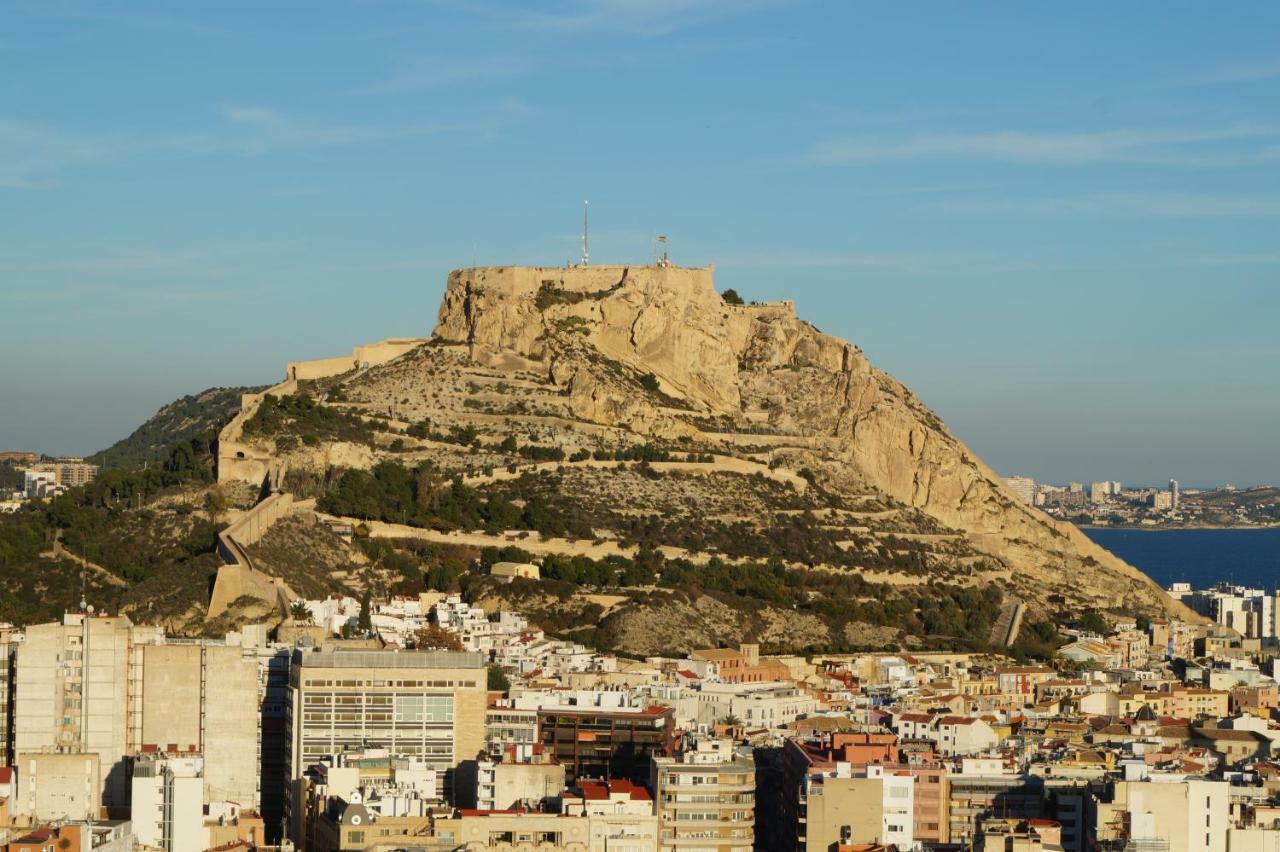 Charming Downtown Skyscrapper Lejlighed Alicante Eksteriør billede