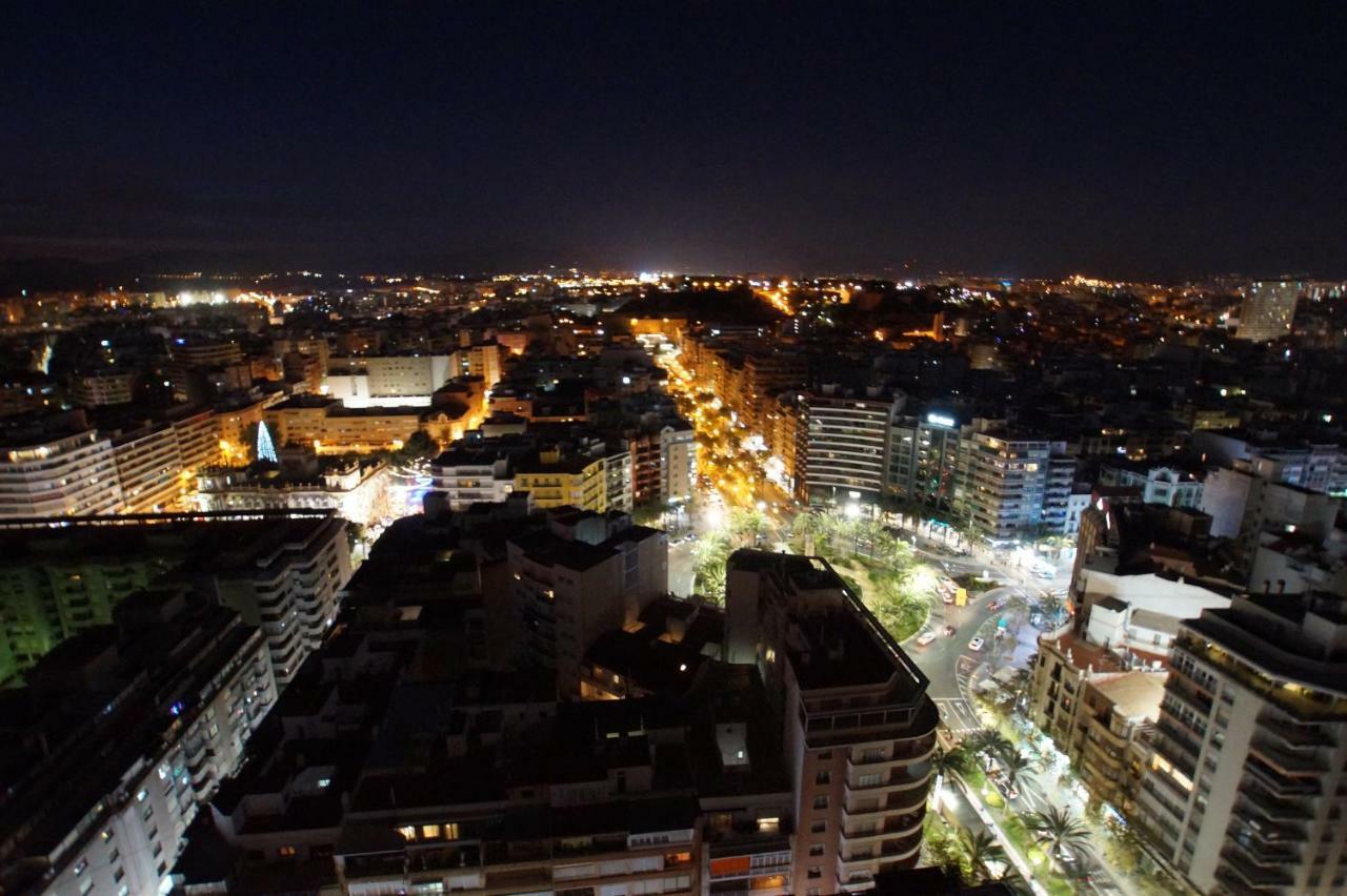 Charming Downtown Skyscrapper Lejlighed Alicante Eksteriør billede